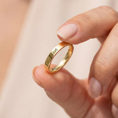 The Circle of Love - Engraved Women's Ring