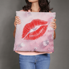 Diamond Kiss - Pillow Cover with Insert