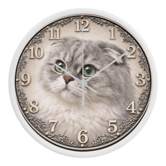 Emerald Whisper Scottish Fold  - Wood Frame 10" Clock