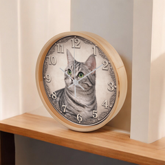 Silver Tabby Elegance – American Shorthair Cat Decorative Clock